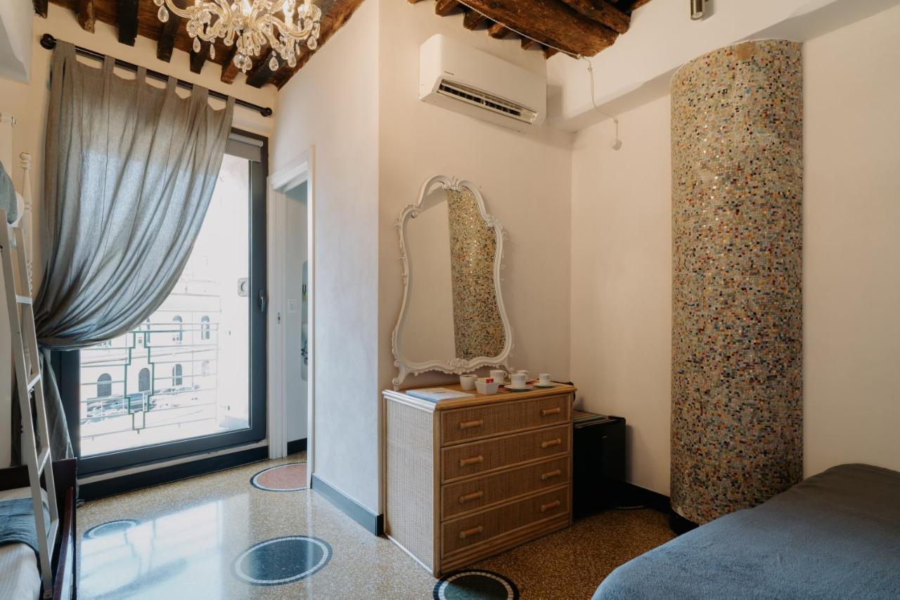Le Stanze Del Piccadilly Hostel Γένοβα Εξωτερικό φωτογραφία