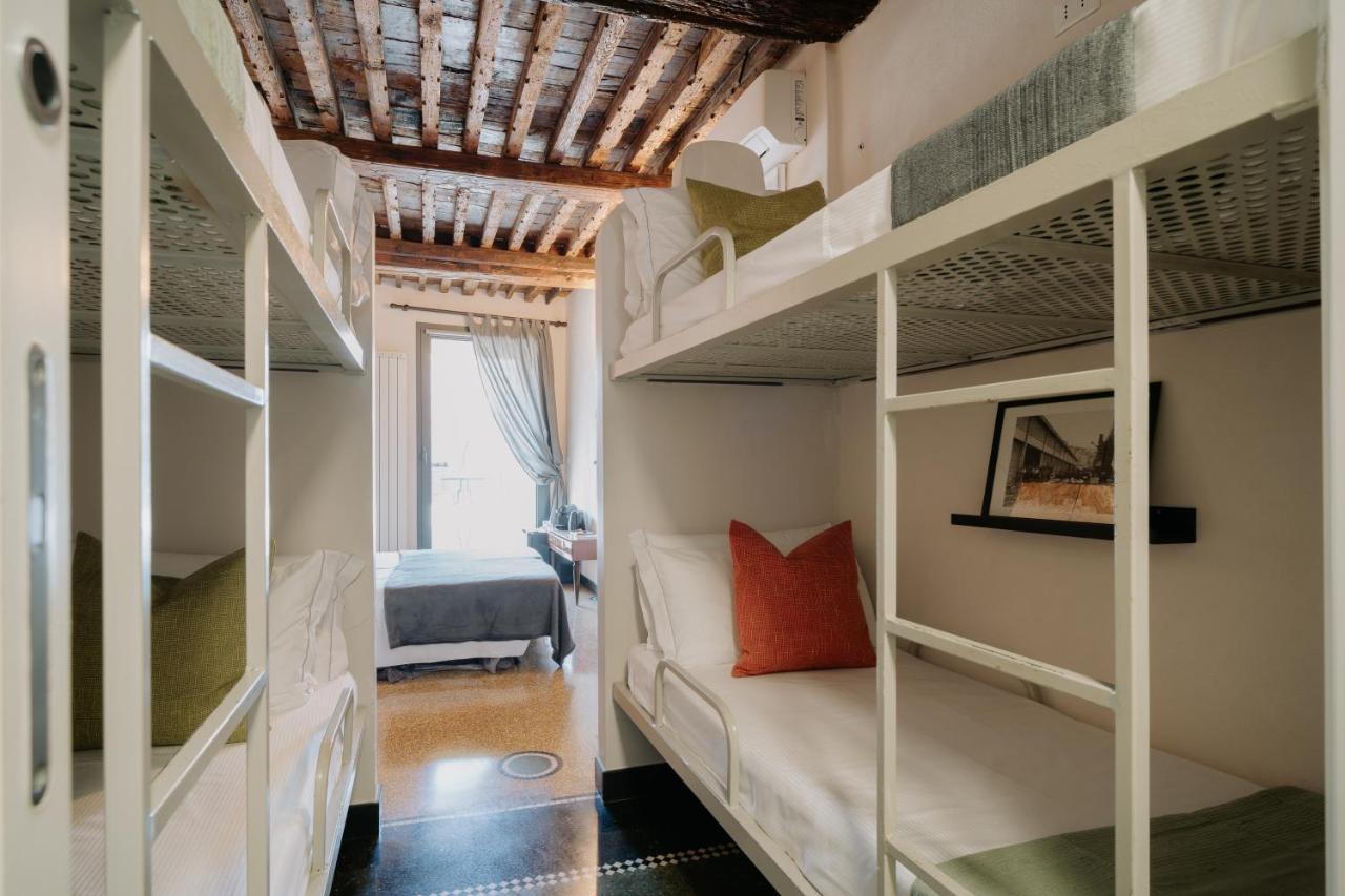 Le Stanze Del Piccadilly Hostel Γένοβα Εξωτερικό φωτογραφία