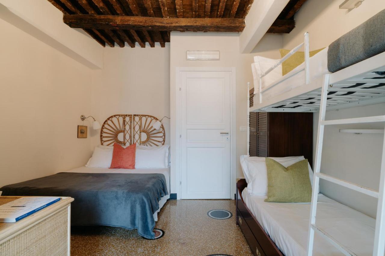 Le Stanze Del Piccadilly Hostel Γένοβα Εξωτερικό φωτογραφία